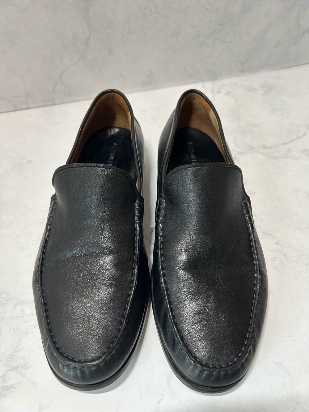 Johnston & Murphy Mens 8 M Black Leather Penny Loafers Moc Toe Dress Shoes